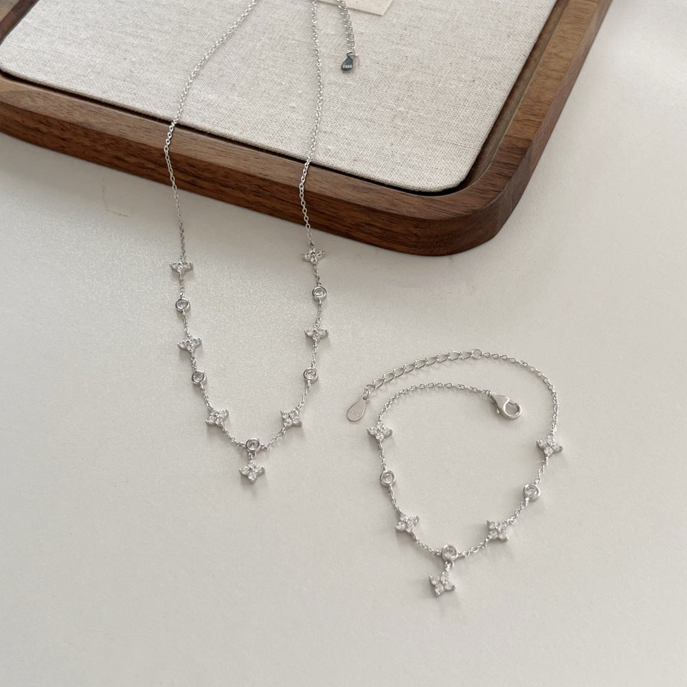Fortune_sLeafNecklace3